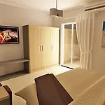 Daniel Luxury 4*