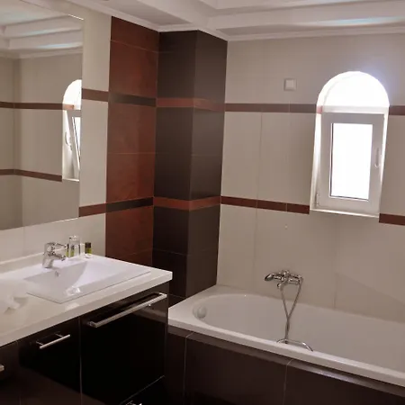 アパートホテル Daniel Luxury 4*