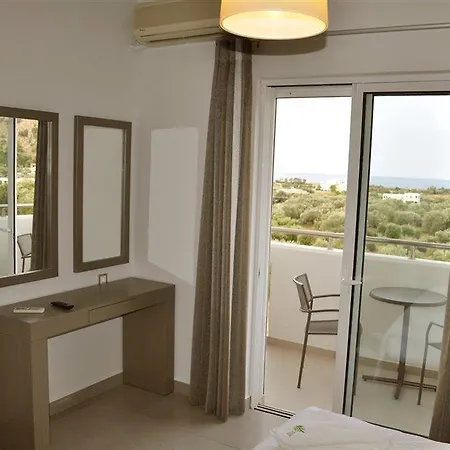 Daniel Luxury 4*