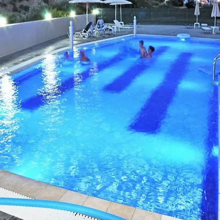 Daniel Luxury 4*
